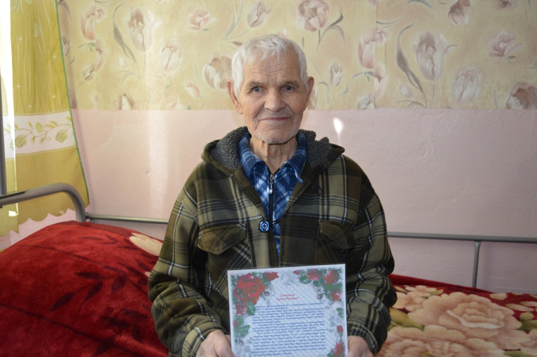 Сегодня свой 95-летний юбилей отмечает житель Междуреченского округа Суровцев Кронид Павлович. Сегодня свой 95-летний юбилей отмечает житель Междуреченского округа Суровцев Кронид Павлович.
